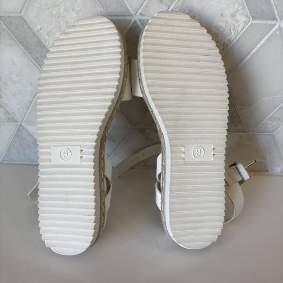 A New Day Size 9 Espadrilles Jute White Smooth Ankle Strap Buckle Padded Insole - Picture 8 of 11